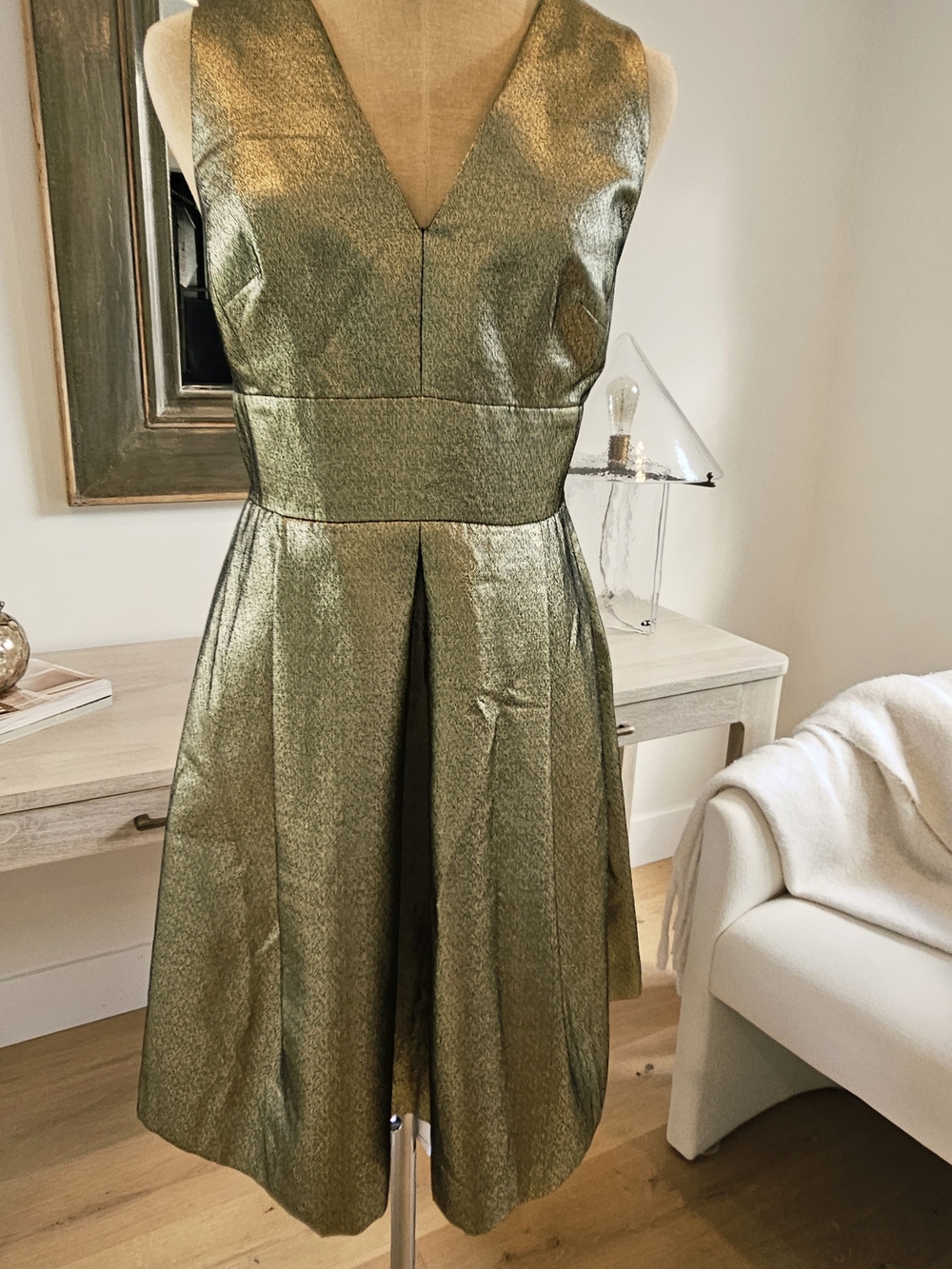 Banana Republic Gold/Olive  Metallic V-Neck Sleeveless Fit & Flare Dress Size 6